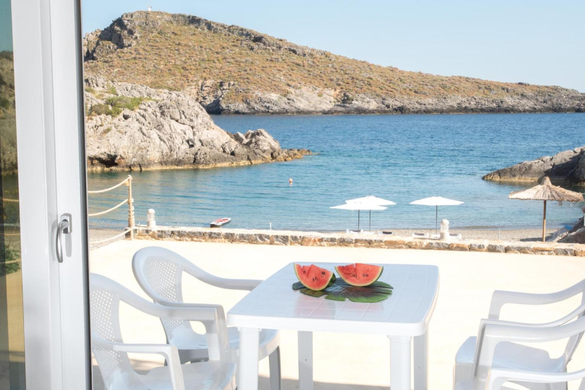 Beachfront Studio Kyma West ~ Crete'S Hidden Gem Kaloi Limenes Extérieur photo